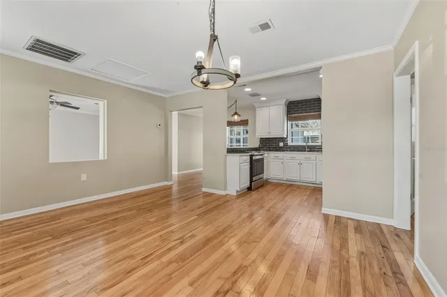 $2,900 | 4619 West Bay Villa Avenue, Tampa, FL 33611