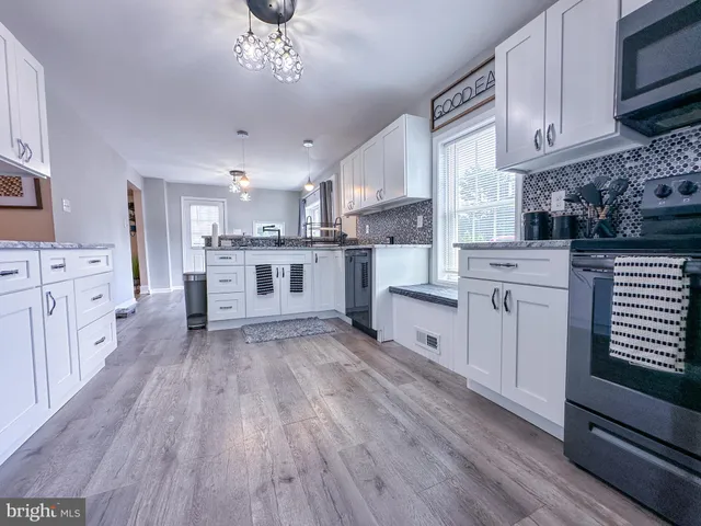 $399,000 | 419 Radix Road, Williamstown, NJ 08094