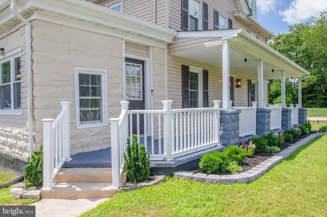 $399,000 | 419 Radix Road, Williamstown, NJ 08094