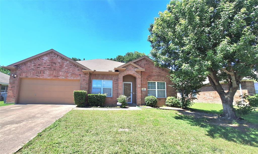953 Hannah Way Dallas, TX 75253 - Photo 2 of 22