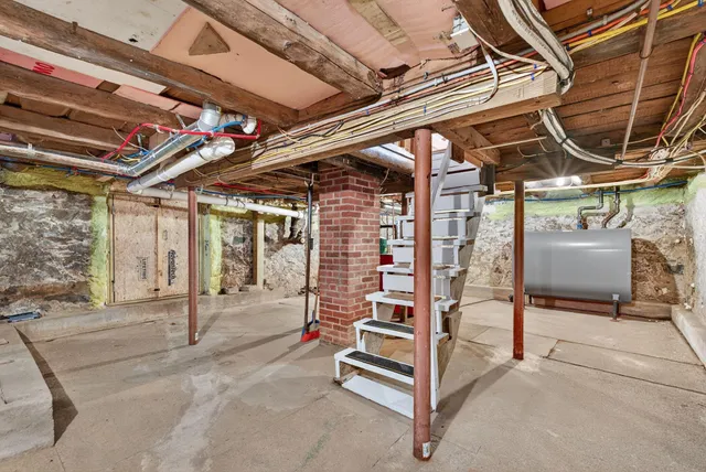 $435,000 | 445 Portland Road, Buxton, ME 04093