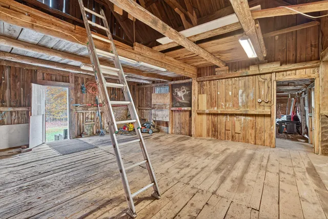 $435,000 | 445 Portland Road, Buxton, ME 04093