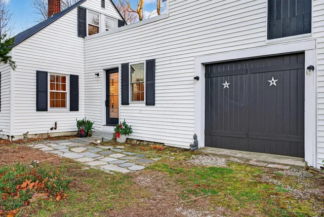 $435,000 | 445 Portland Road, Buxton, ME 04093