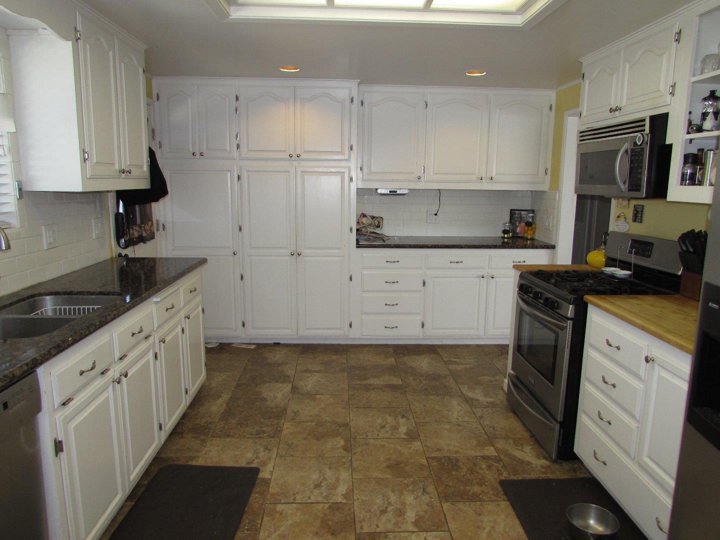 620 Rochex Avenue Salinas, CA 93906 - Photo 3 of 11 Gallery Image 3