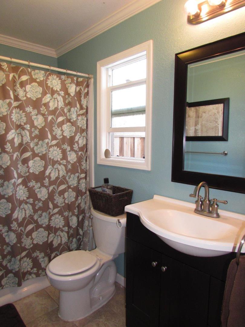 620 Rochex Avenue Salinas, CA 93906 - Photo 7 of 11 Gallery Image 7