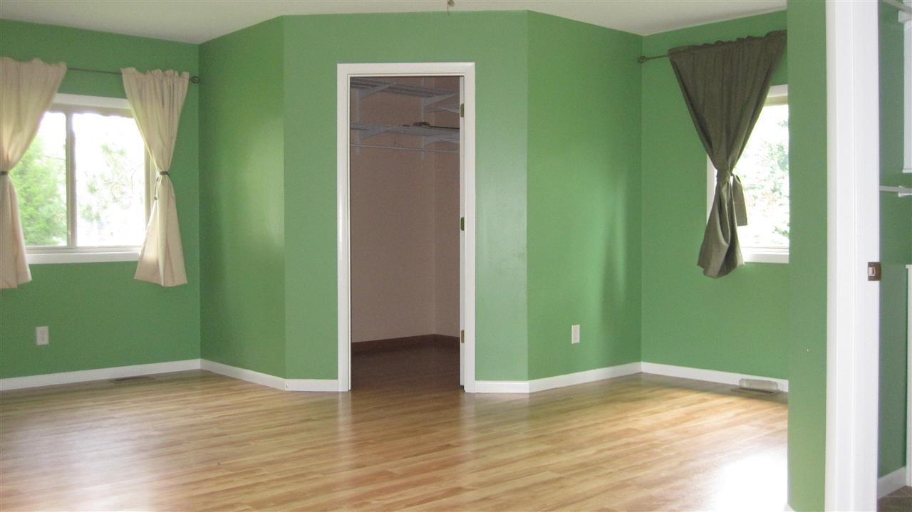 1492 Sherfield Road Spencer, IN 47460 - Photo 5 of 30