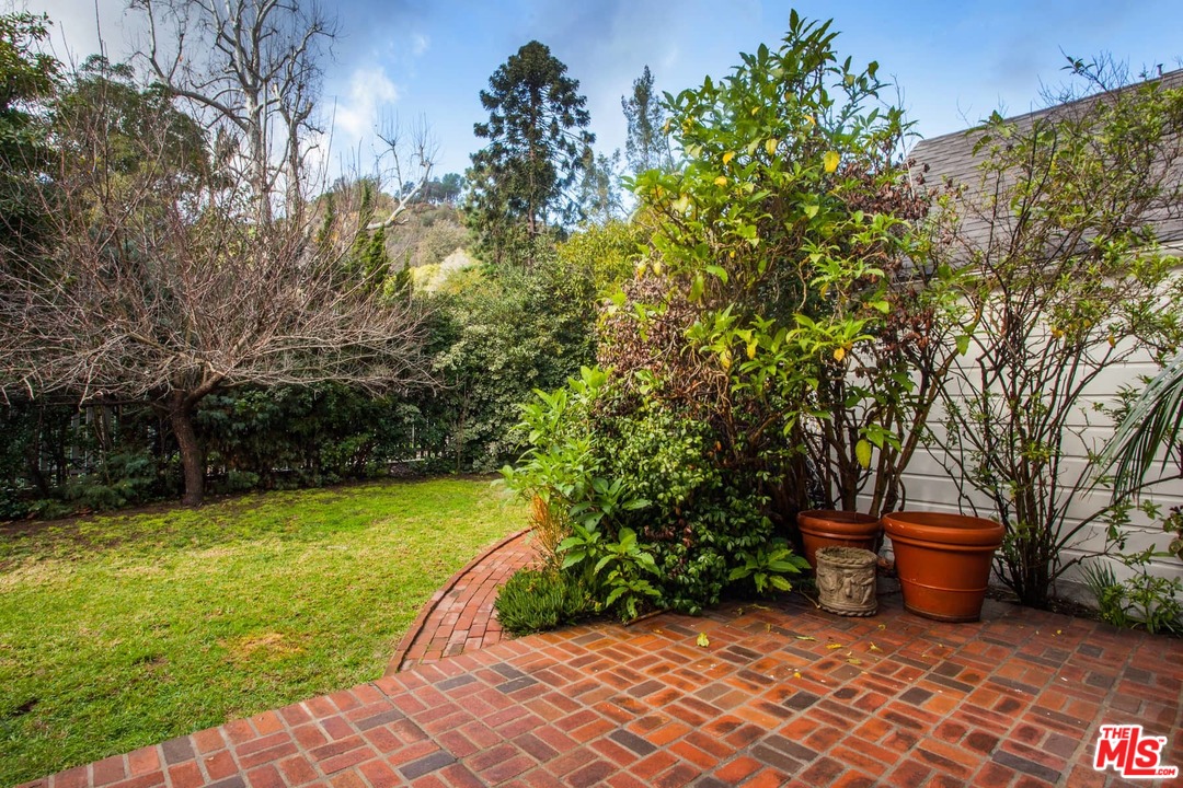 1000 Stone Canyon Road Los Angeles, CA 90077 - Photo 5 of 37