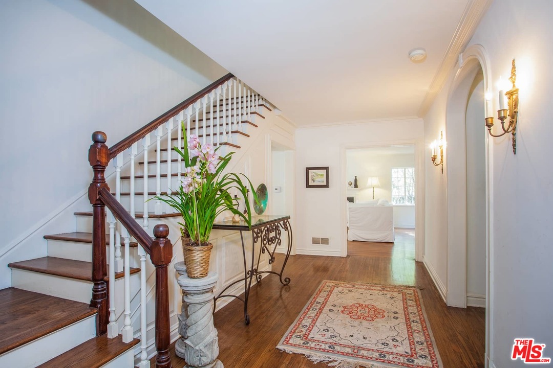 1000 Stone Canyon Road Los Angeles, CA 90077 - Photo 9 of 37