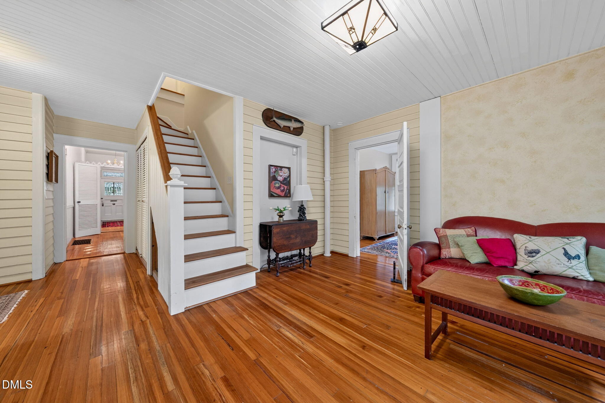 517 North East Street Raleigh, NC 27604 - Photo 26 of 42 35-web-or-mls-517 N East St - 35