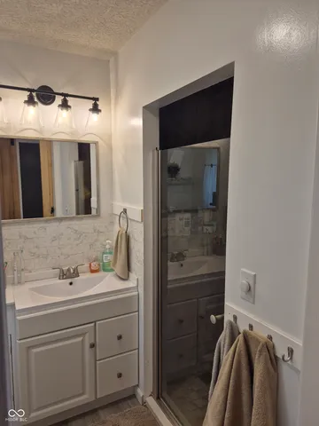 $345,000 | 3301 South 550th Street East, Franklin, IN 46131