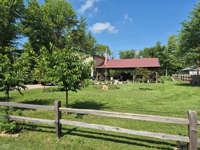 $345,000 | 3301 South 550th Street East, Franklin, IN 46131