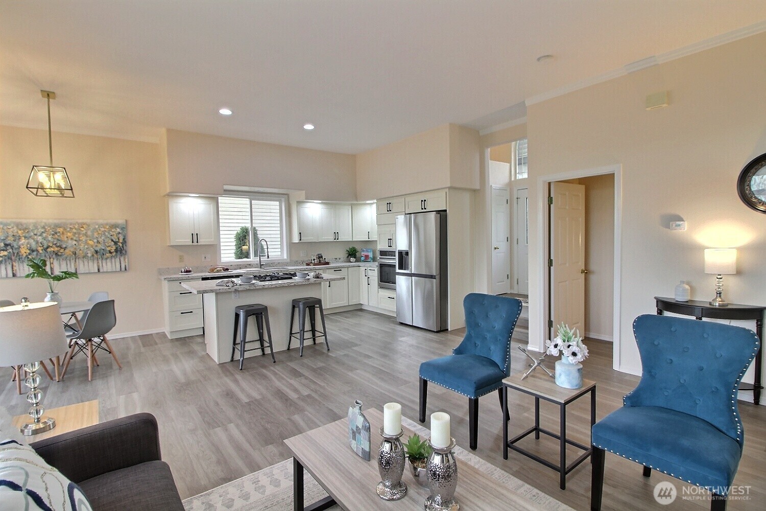 314 South 20th Place Renton, WA 98055 - Photo 2 of 31