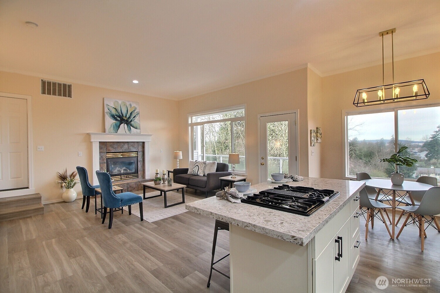 314 South 20th Place Renton, WA 98055 - Photo 9 of 31