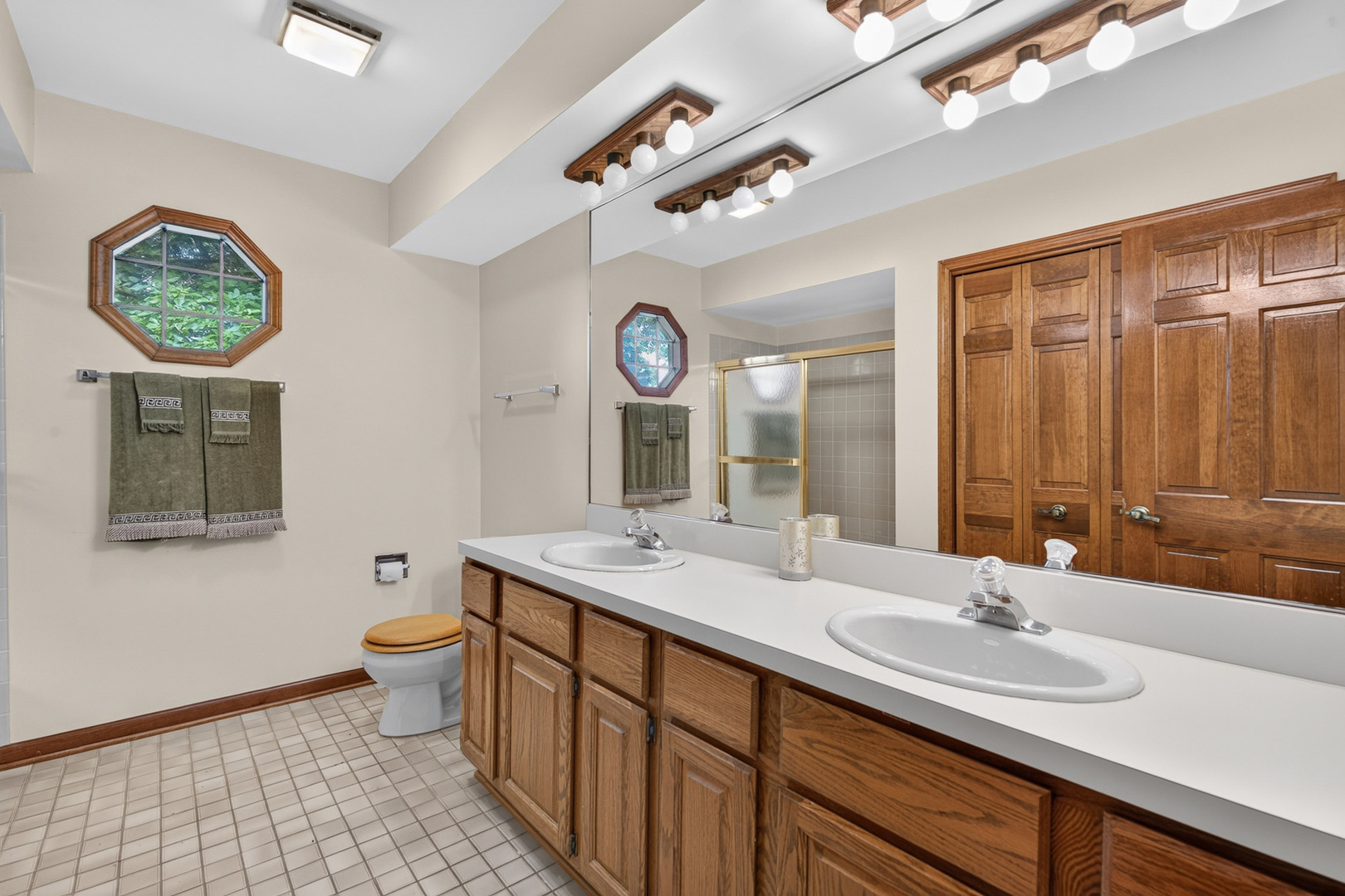 570 Ellsworth Avenue Addison, IL 60101 - Photo 20 of 31
