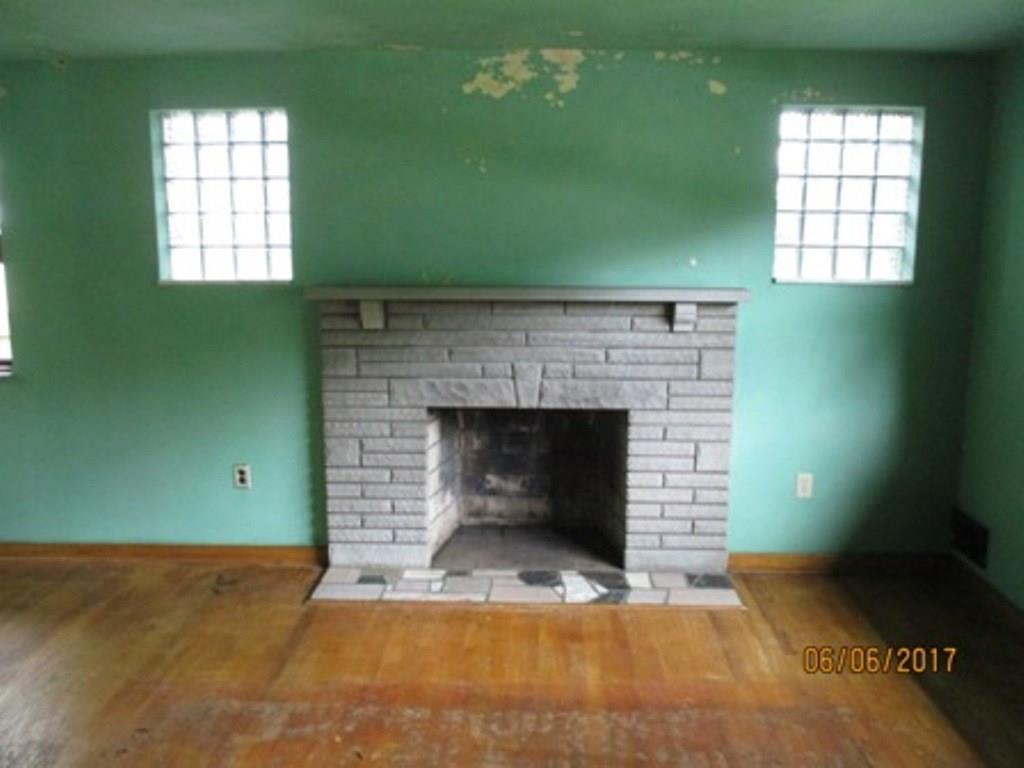 3818 Foster Road North Versailles, PA 15137 - Photo 4 of 12 Gallery Image 4