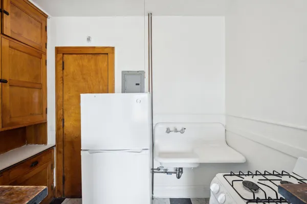 $990 | 1910 1st Avenue South, Unit 3, Minneapolis, MN 55403