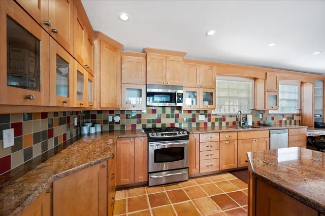 $5,500 | 2201 North Lakeside Drive, Lake Worth Beach, FL 33460