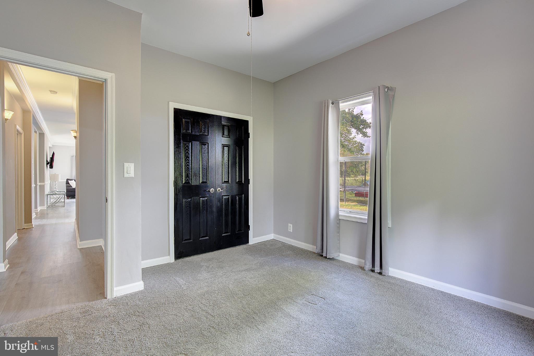 16811 Aquasco Road Brandywine, MD 20613 - Photo 20 of 34 Inviting entryway with natural light.