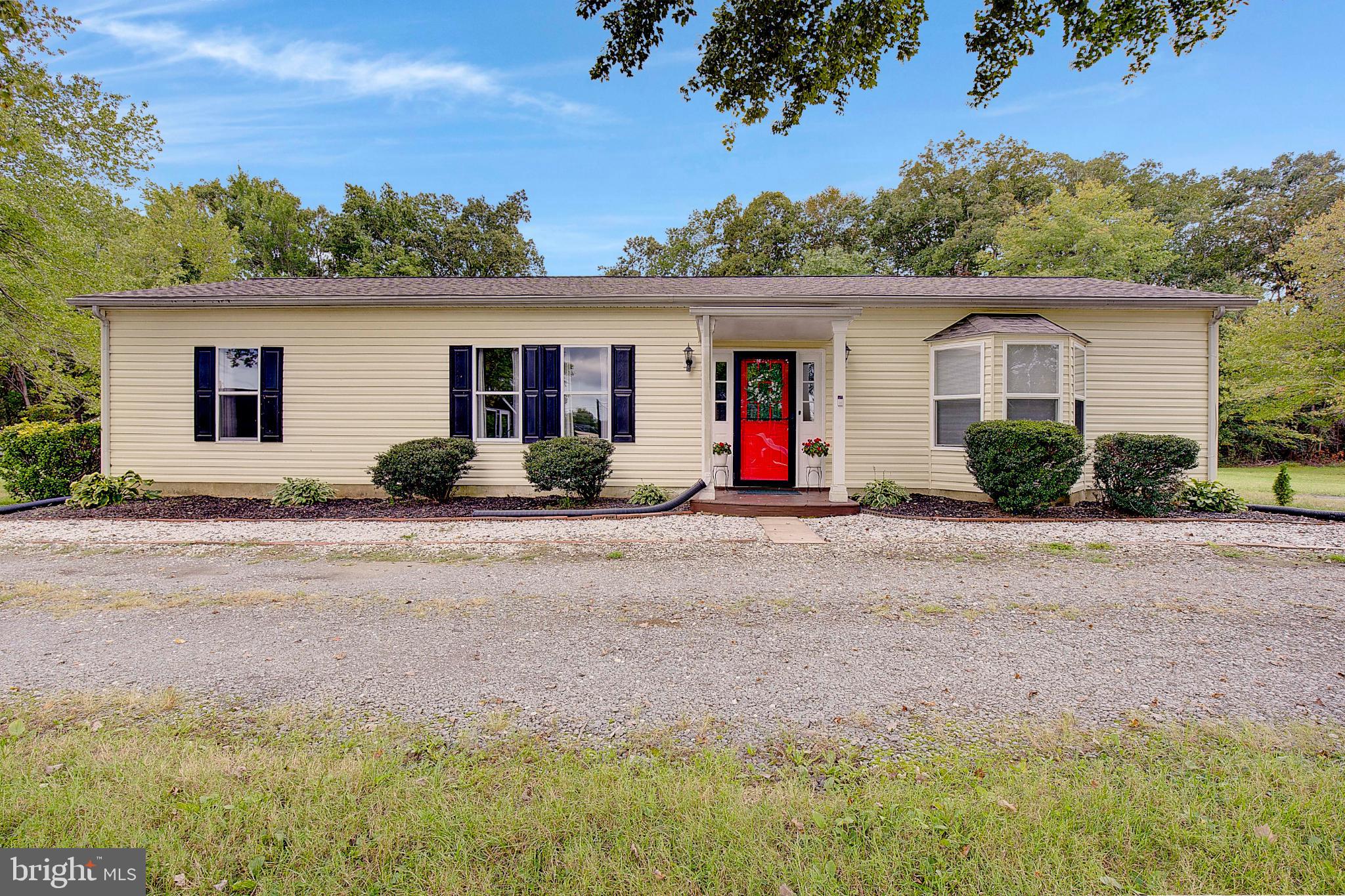 16811 Aquasco Road Brandywine, MD 20613 - Photo 2 of 34 Charming home with vibrant red door.