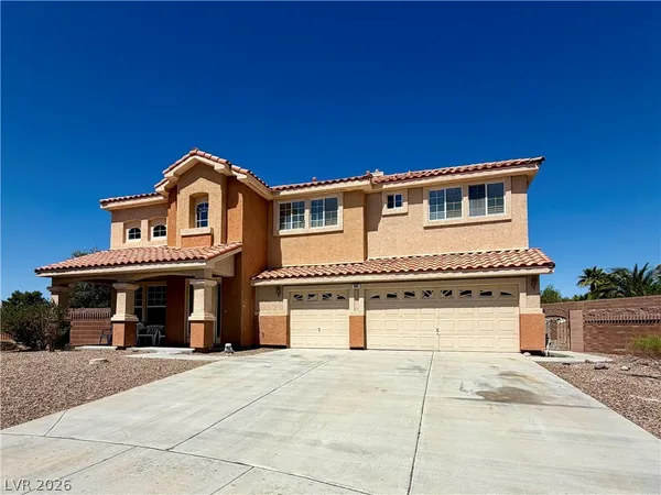 $595,000 | 495 North Greenslopes Court, Las Vegas, NV 89110