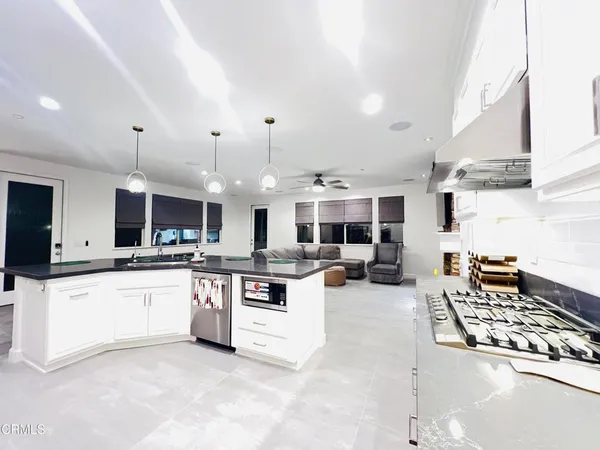 $1,695,000 | 9898 Rhone Street, Ventura, CA 93004