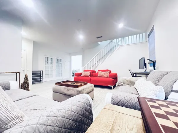 $1,695,000 | 9898 Rhone Street, Ventura, CA 93004