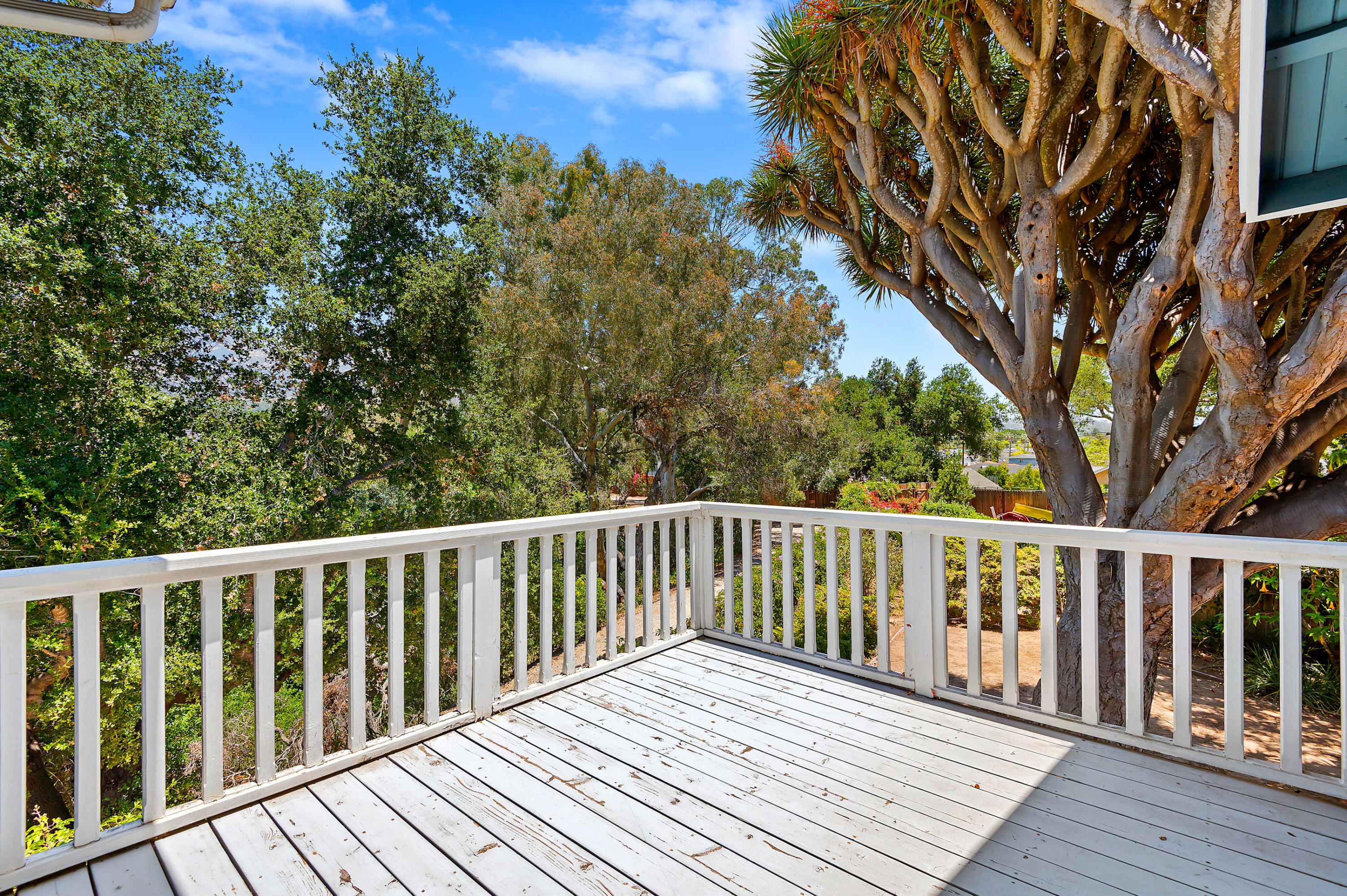 3709 Hitchcock Ranch Road Santa Barbara, CA 93105 - Photo 13 of 23 14 - Balcony