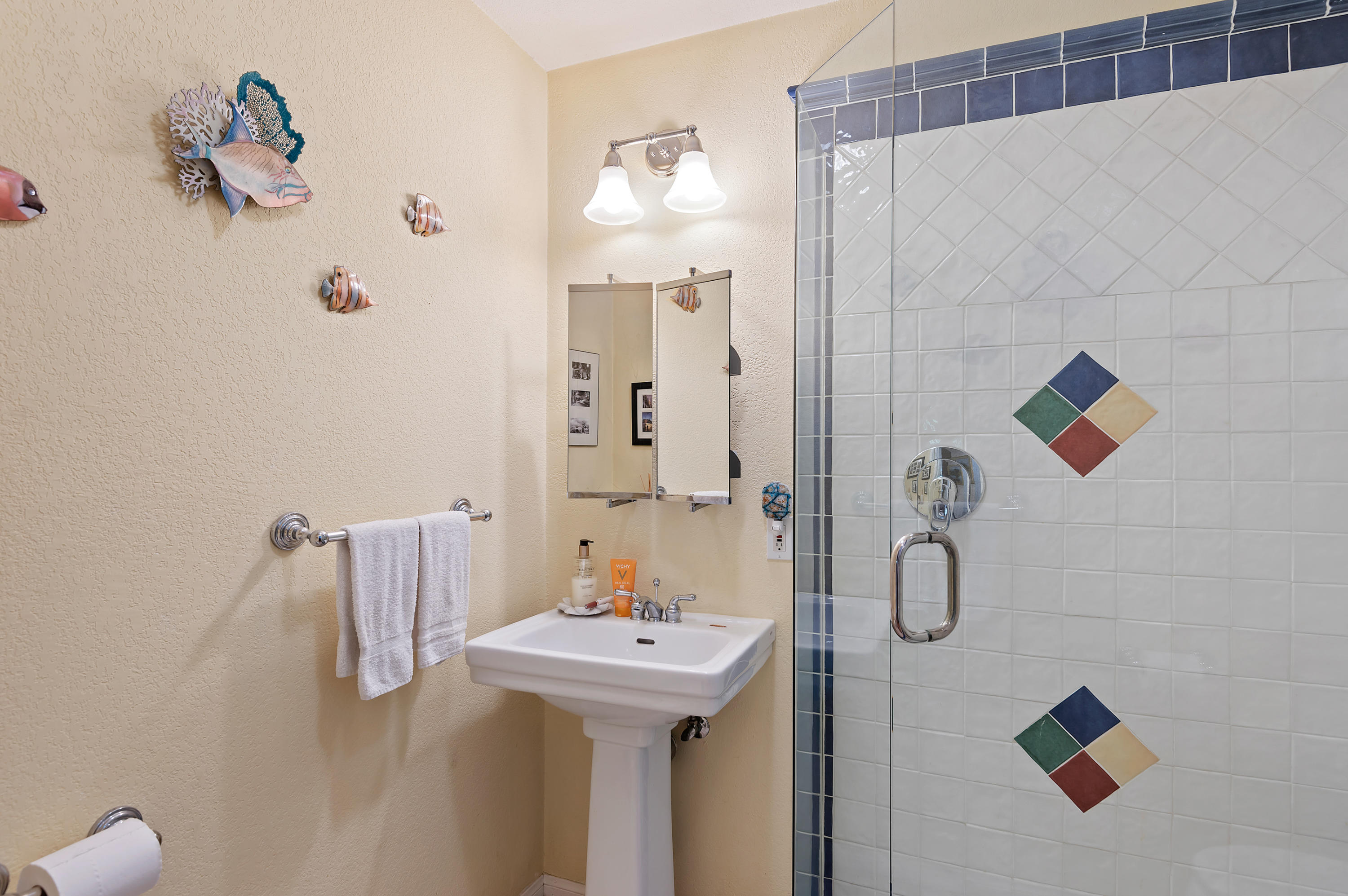 3709 Hitchcock Ranch Road Santa Barbara, CA 93105 - Photo 18 of 23 20 - Bathroom 3