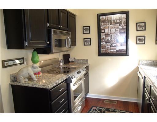 304 Northfield Boulevard, Unit 304 Springfield, OH 45503 - Photo 9 of 25