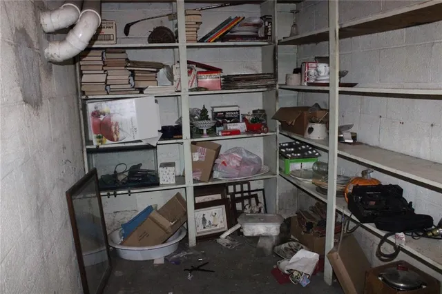 $130,000 | 318 Rockfield Road, Pittsburgh, PA 15243