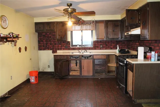 $130,000 | 318 Rockfield Road, Pittsburgh, PA 15243