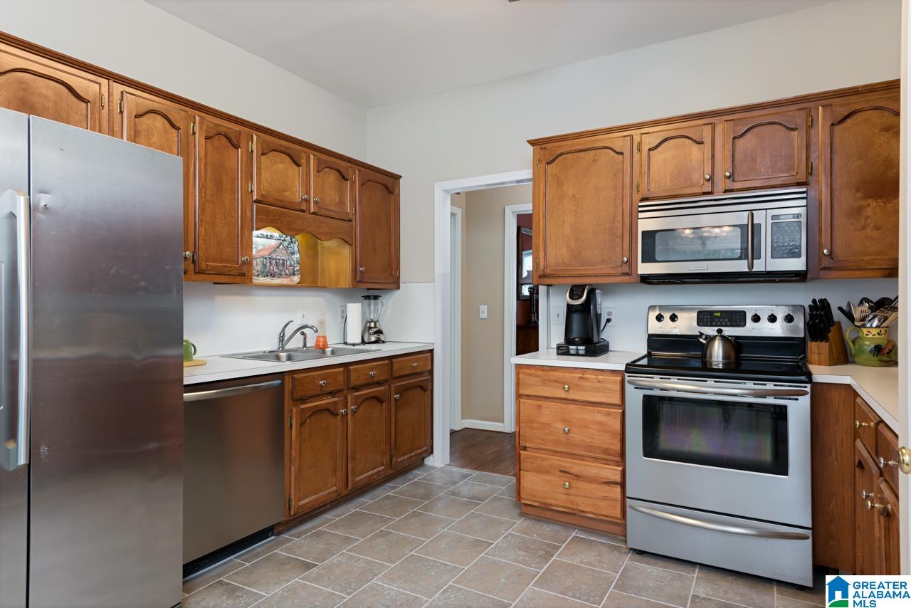 3520 Wildewood Drive Pelham, AL 35124 - Photo 8 of 27