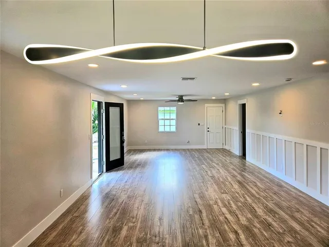 $280,000 | 137 Dow Lane, North Fort Myers, FL 33917