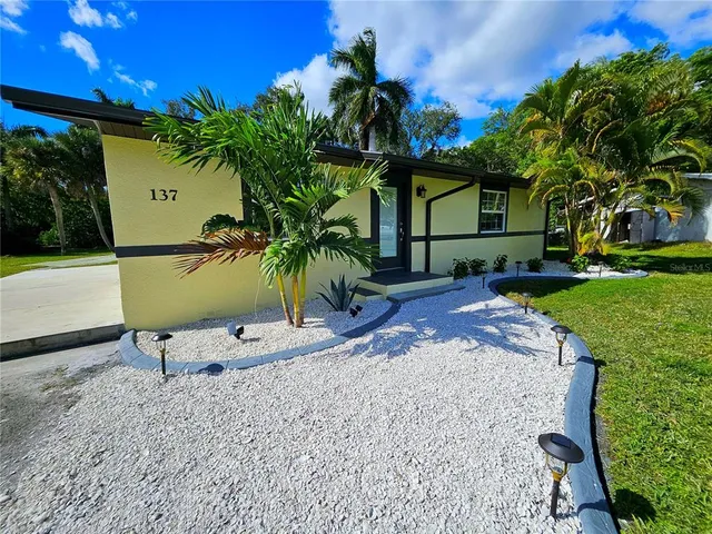 $280,000 | 137 Dow Lane, North Fort Myers, FL 33917