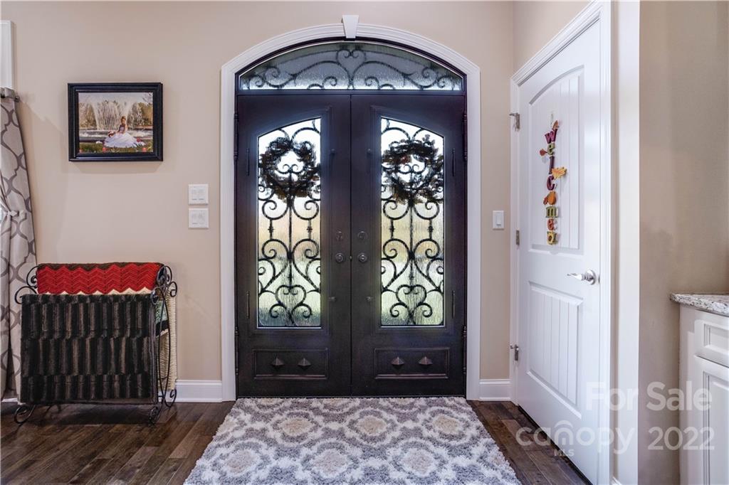 722 Ashebrook Park Road Dallas, NC 28034 - Photo 3 of 36 Gallery Image 3