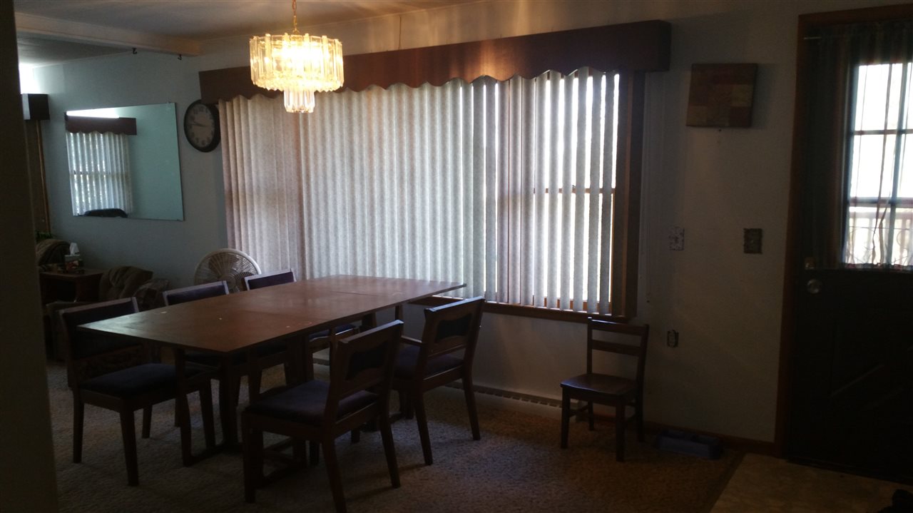 7761 North Sheridan Road Edmore, MI 48829 - Photo 6 of 24 1830901-5.JPG