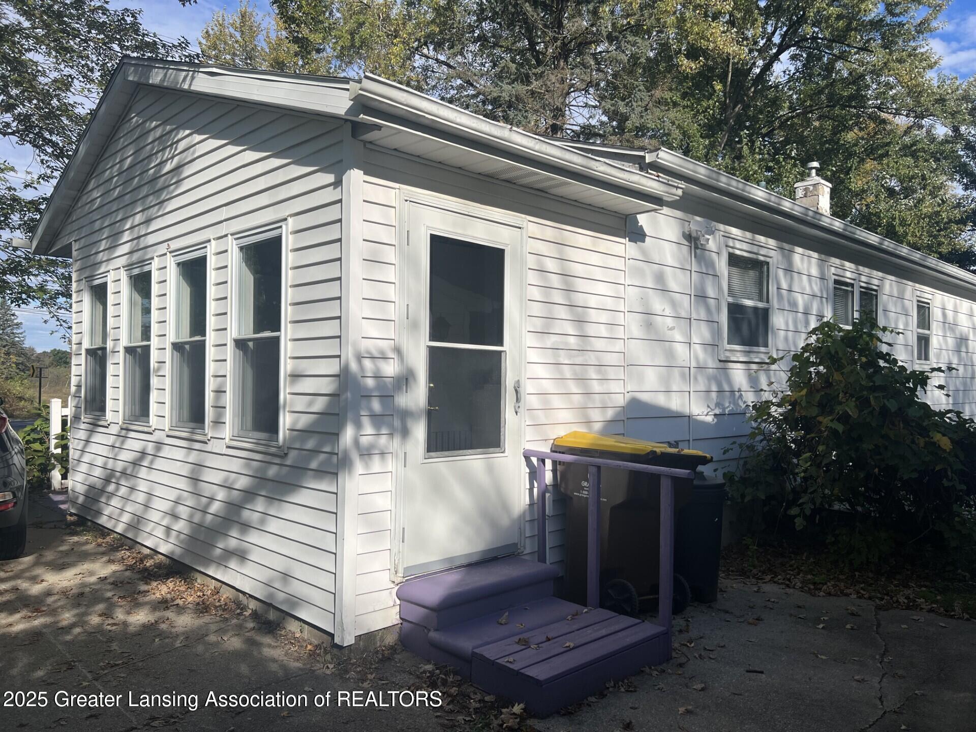 2340 Washington Road Lansing, MI 48911 - Photo 24 of 27 thumbnail_IMG_8945