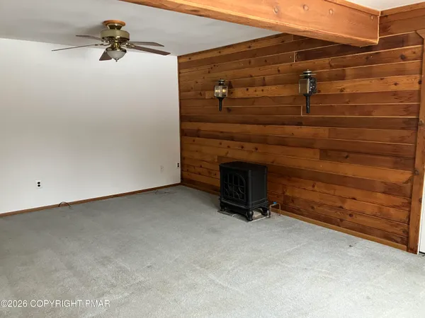 $294,900 | 124 Upper Notch Road, Albrightsville, PA 18210
