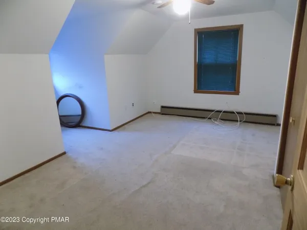 $294,900 | 124 Upper Notch Road, Albrightsville, PA 18210