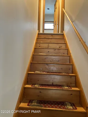$294,900 | 124 Upper Notch Road, Albrightsville, PA 18210