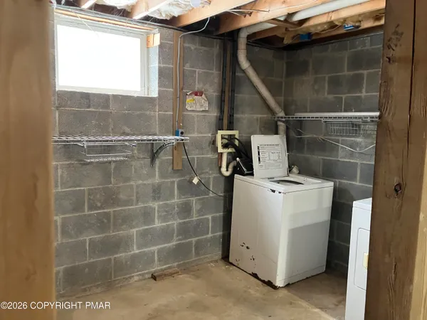 $294,900 | 124 Upper Notch Road, Albrightsville, PA 18210
