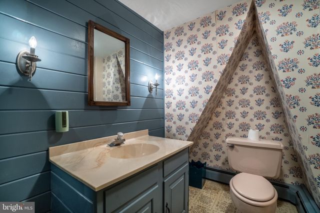 $650,000 | 811 Oakbourne Road, West Chester, PA 19382