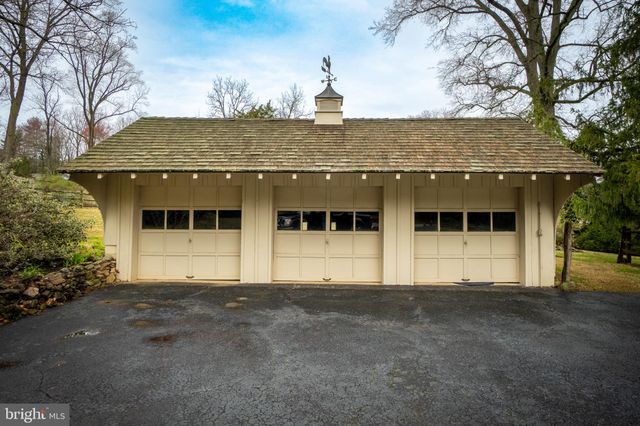 $650,000 | 811 Oakbourne Road, West Chester, PA 19382