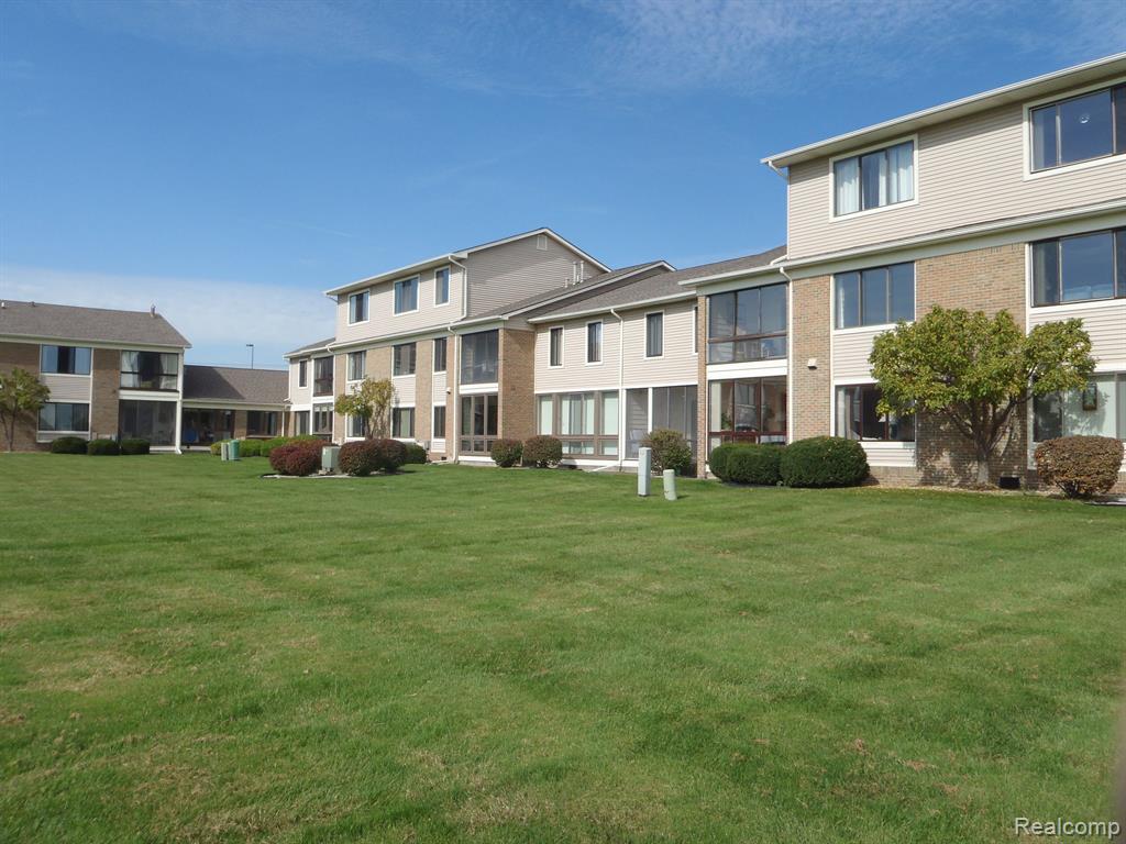 1660 River Road, Unit 6 Marysville, MI 48040 - Photo 2 of 29