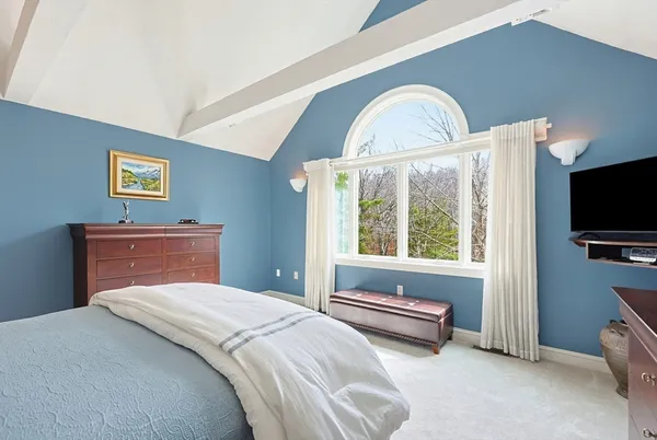 $1,050,000 | 212 West Street, Douglas, MA 01516