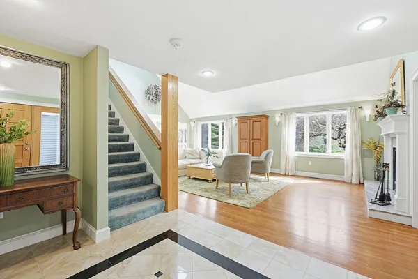 $1,050,000 | 212 West Street, Douglas, MA 01516
