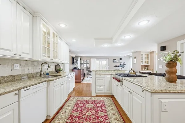 $1,050,000 | 212 West Street, Douglas, MA 01516