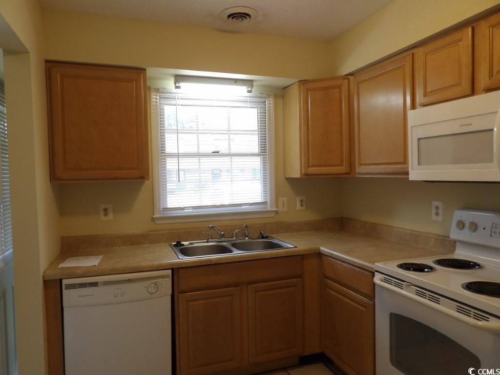 1025 Carolina Pines, Unit S4 Conway, SC 29526 - Photo 4 of 19