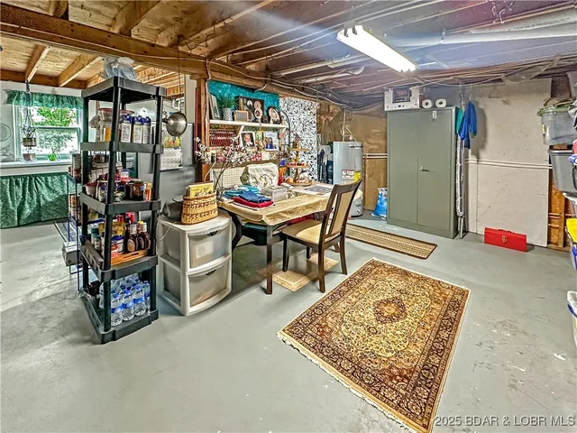 $249,900 | 29508 Easy Street, Edwards, MO 65326