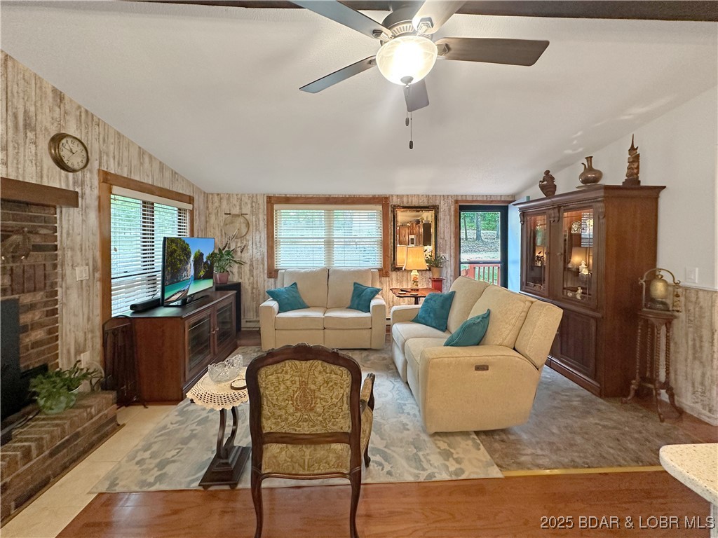 29508 Easy Street Edwards, MO 65326 - Photo 6 of 49